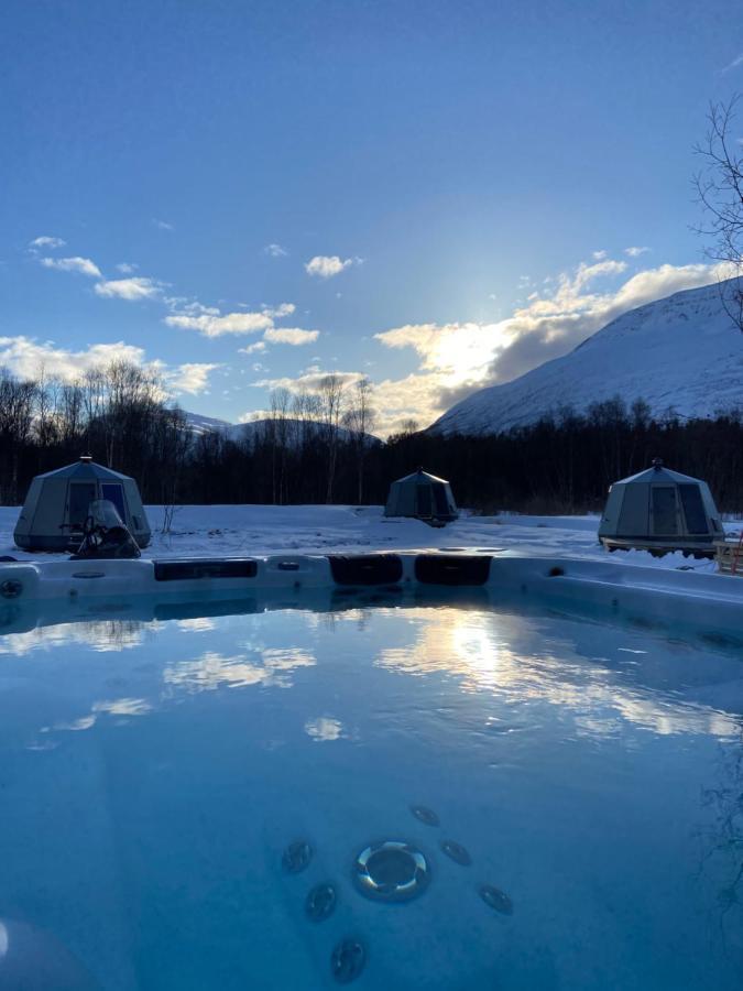 North Experience Basecamp Lodge